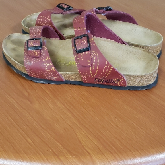 Sandals - Picture 2 of 2